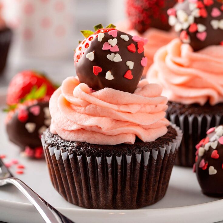 Image for Chocolate Covered Strawberry Cupcakes