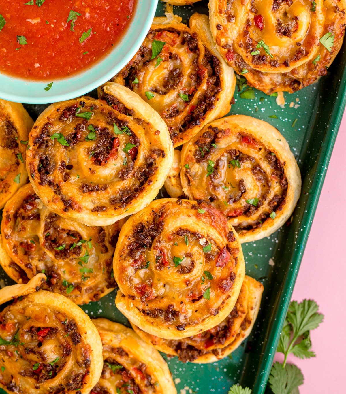 45 Delicious kids' tea party food ideas + example menu