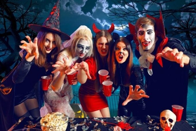 HALLOWEEN PARTY IDEAS FOR TEENS