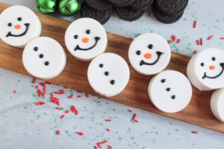 Image for Snowman Cookies: Easy, No Bake Oreo Mold Christmas Cookie