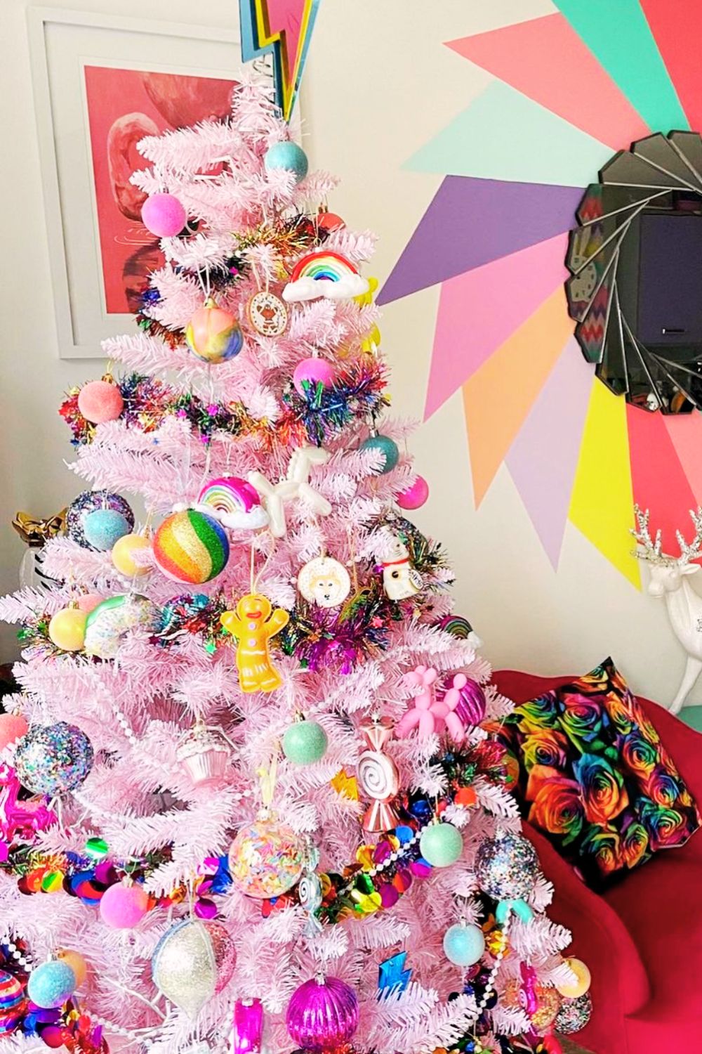 18 Pretty Pink Christmas Tree Decorating Ideas that pack a punch! 10