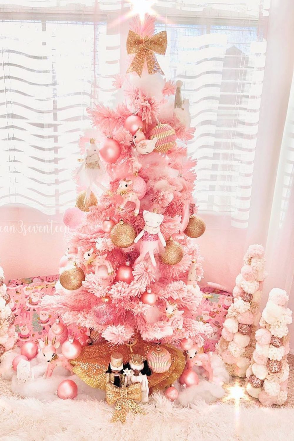 18 Pretty Pink Christmas Tree Decorating Ideas that pack a punch! 12
