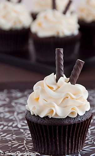 Image for Dark Chocolate Peppermint Cupcakes