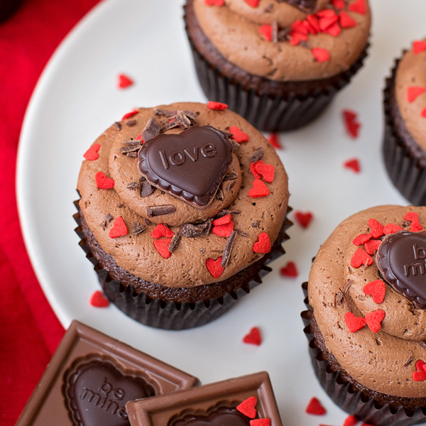 Image for Chocolate Sweetheart Cupcakes