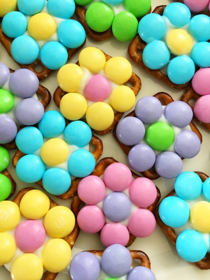 Image for Pretzel Snack Recipe Idea | Flower Pretzel Bites