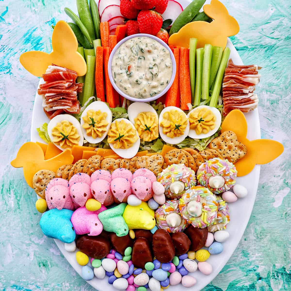 16 Cute Eye-Catching Easter Charcuterie Board Ideas You Will Love!