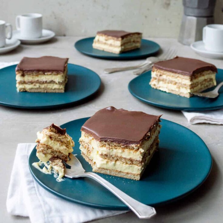 Image for The Most Delicious No Bake Chocolate éclair Cake