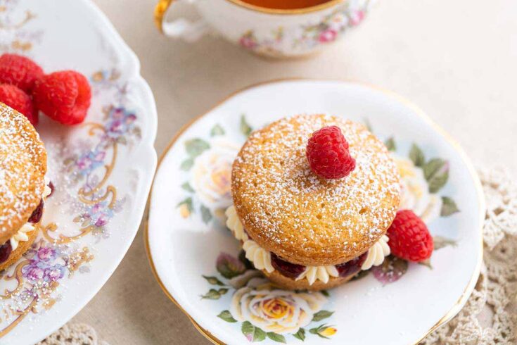 Image for Mini Victoria Sponge Cake Recipe – A Classic Teatime Treat in Cupcake Form {video}
